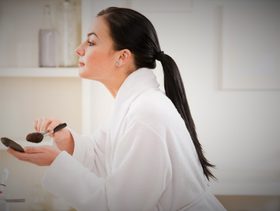نصائح مكياج سريع للامهات