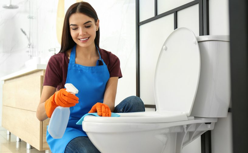 تنظيف المرحاض بخطوات منزلية سهلة